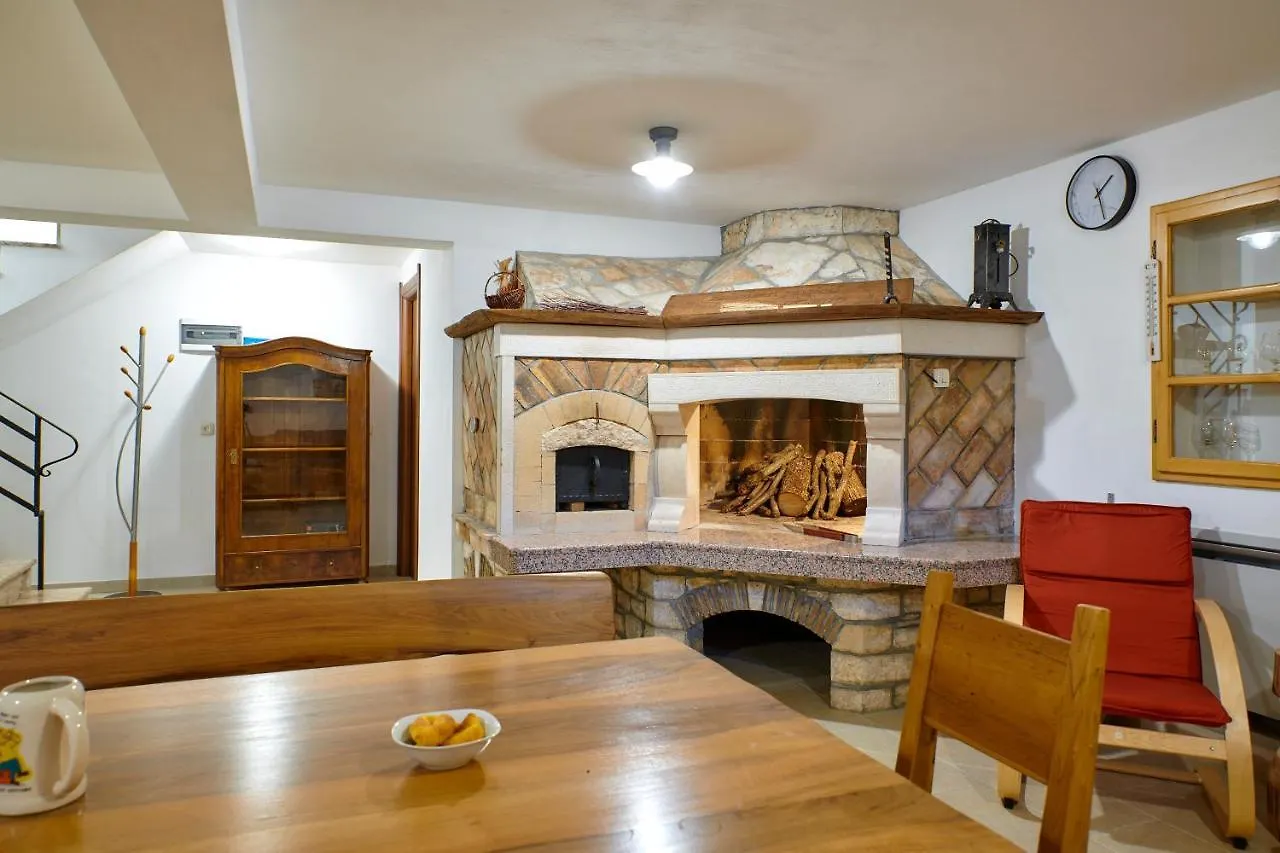 Villa Relax House Surrounded By Olives And Vineyard Stifanići